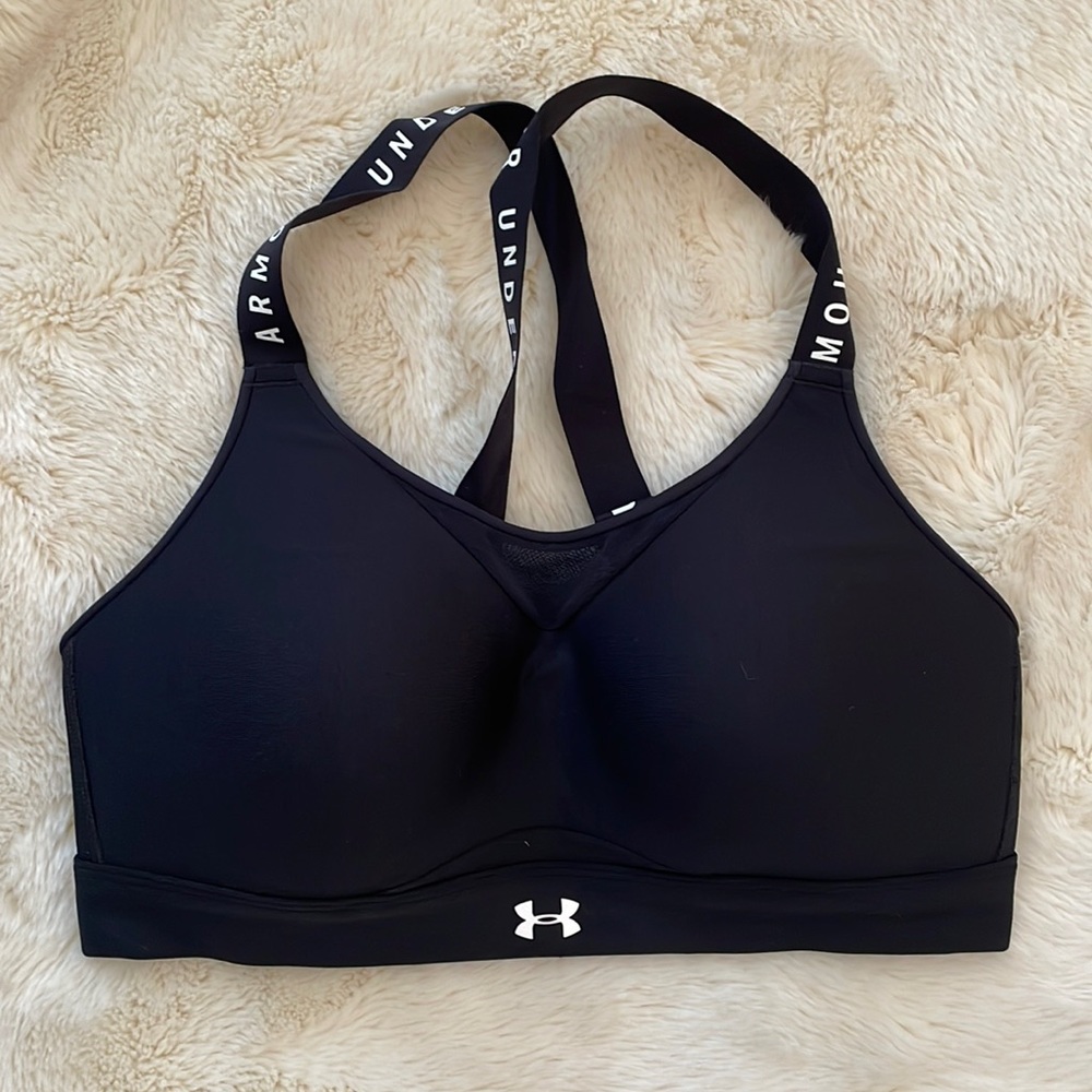 NWOT Under Armour sports bra